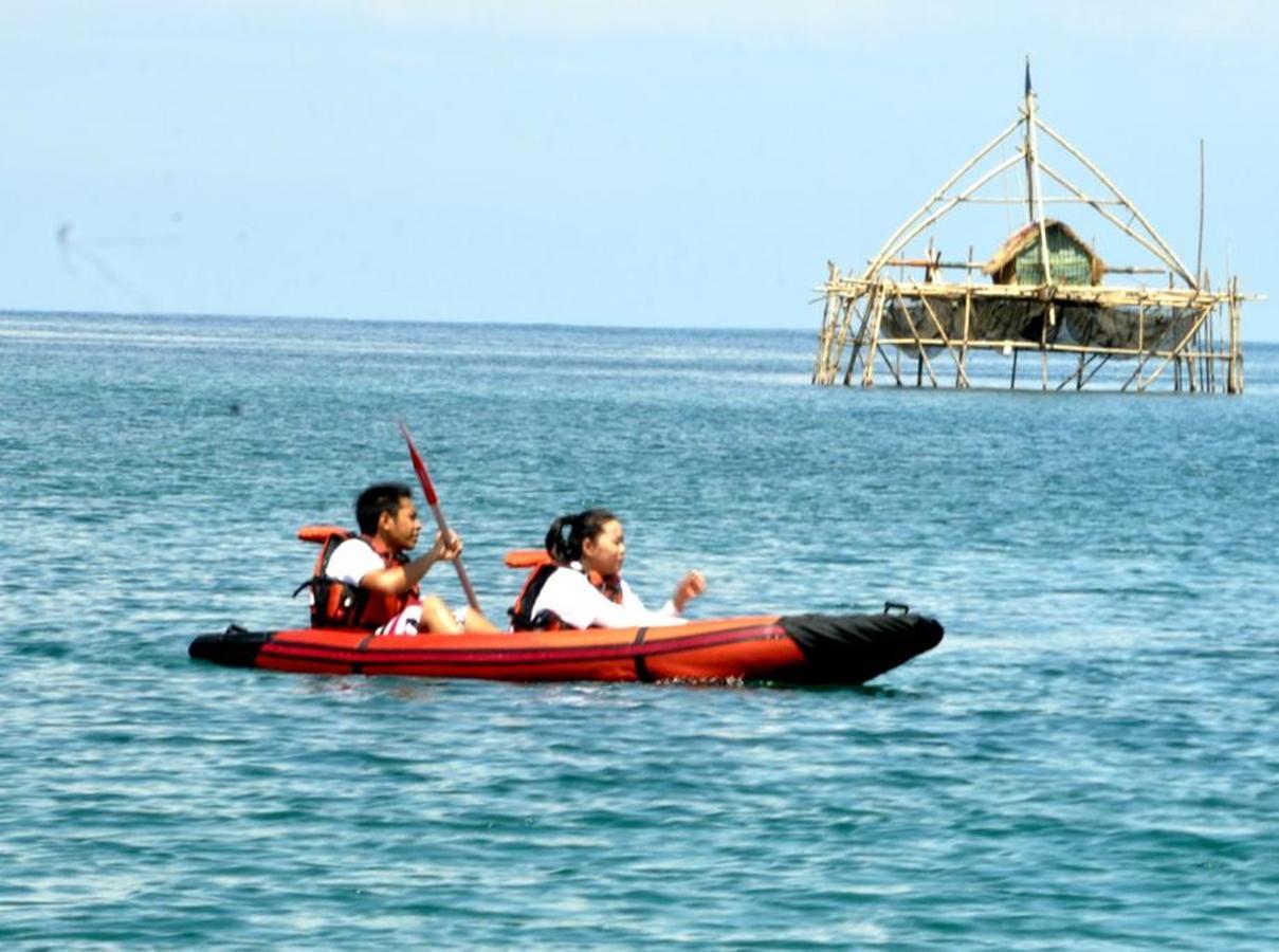 Turtle Beach Hotel Ujunggenteng Екстер'єр фото